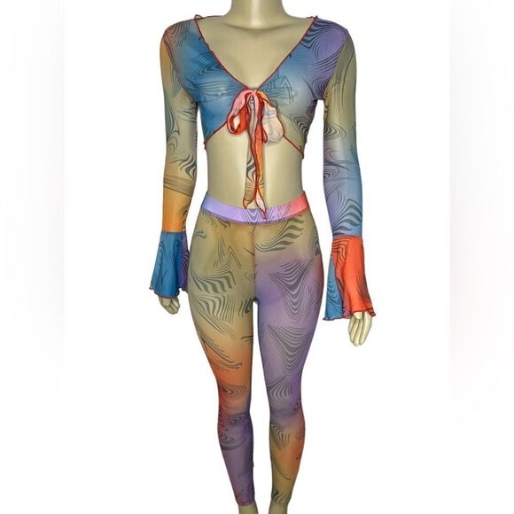 Stylish Long Sleeve Mesh Crop Top & Leggings Pants Set Breathable Trendy - Picture 1 of 16